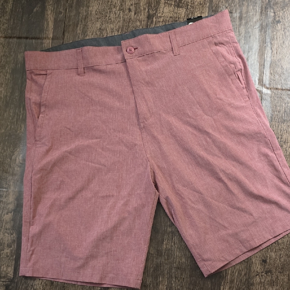SPLIT Men's Flat Front Shorts in‎ Dusty Rose Sz 38 Drifit 10" Inseam